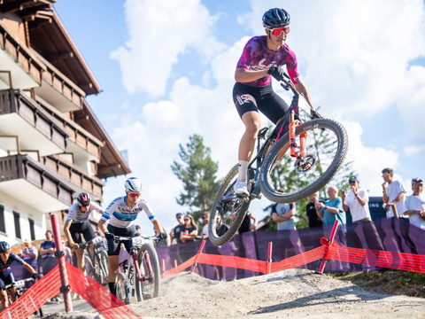 Ronja Blöchlinger deuxième derrière l'intouchable Rissveds