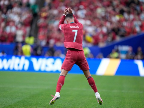 Cristiano Ronaldo premier joueur à marquer lors de six Mondiaux