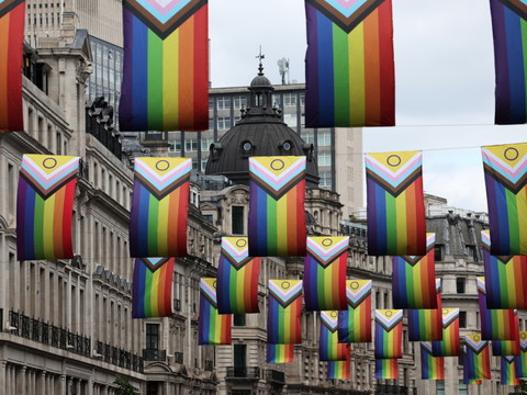 Londres veut bannir les thérapies de conversion des personnes LGBT+
