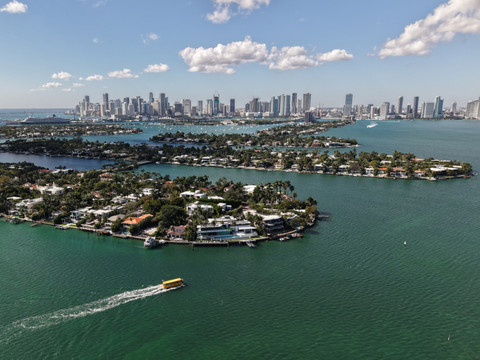 Partners Group injecte 220 millions dans une tour Breitling à Miami