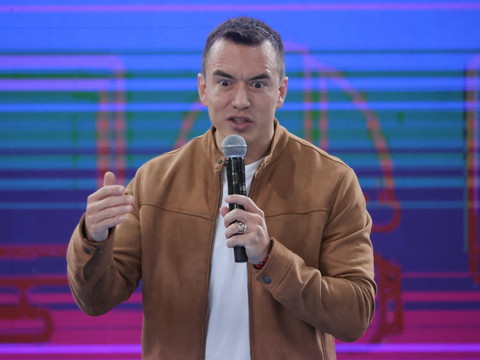 Le président de l'Equateur décrète un jour férié