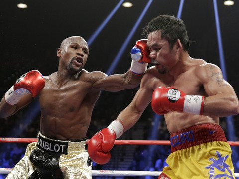 La revanche Mayweather-Pacquiao reportée sine die