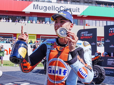 Raul Fernandez remporte la course sprint