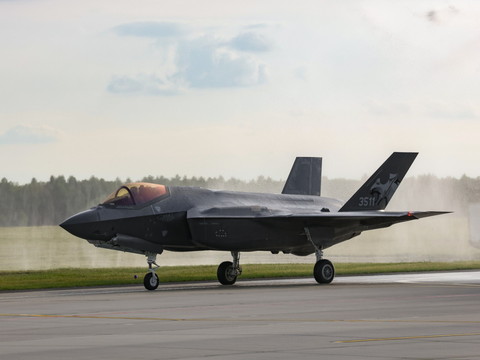 La Suisse a versé de manière anticipée 500 millions pour les F-35