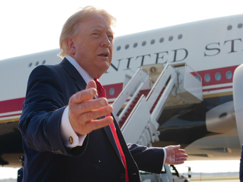Trump dit que les discussions avec l'Iran ont été 