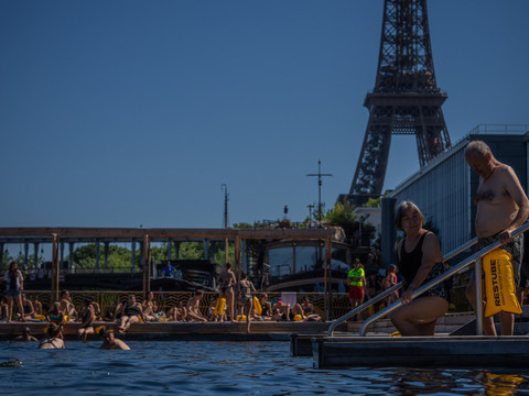 A Paris, la baignade dans la Seine fait son retour pour l'été