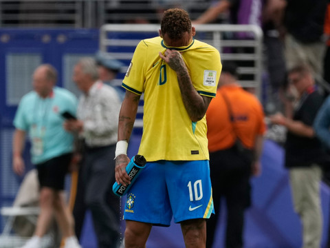 Neymar, un dernier penalty et des larmes