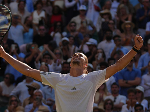 Zverev finit le travail contre Lehecka et passe en quarts