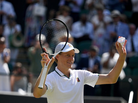 Sinner élimine Struff et rejoint le dernier carré