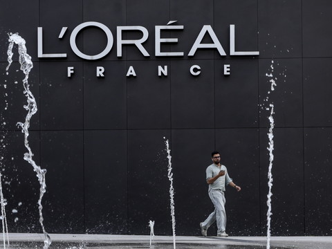 Gucci et L'Oréal concluent un accord de licence beauté de 50 ans