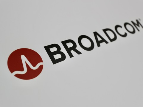 Enorme commande de puces d'Apple à Broadcom
