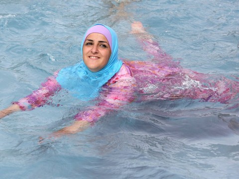Burkini interdit dans un hôtel en Autriche: discriminatoire