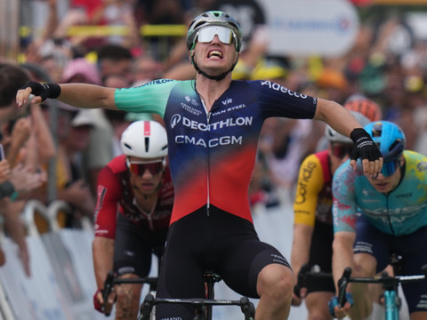 Olav Kooij s'offre la 5e étape du Tour de France au sprint