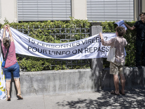 Mobilisation et licenciements chez St-Paul Médias à Fribourg