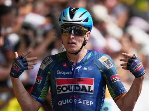 Tim Merlier le plus rapide à Bordeaux