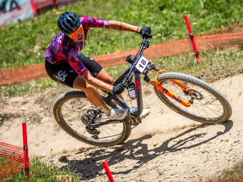 Blöchlinger à nouveau sur le podium en short-track