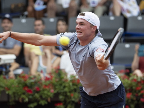 Stricker sort Munar au 1er tour à Gstaad