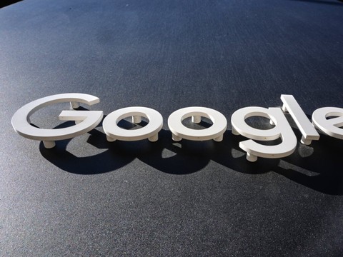 Google poursuivi par des maisons d'édition
