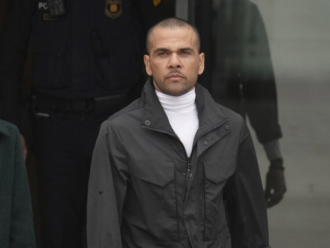 Dani Alves devra verser 2,25 millions de dollars à son ancien club
