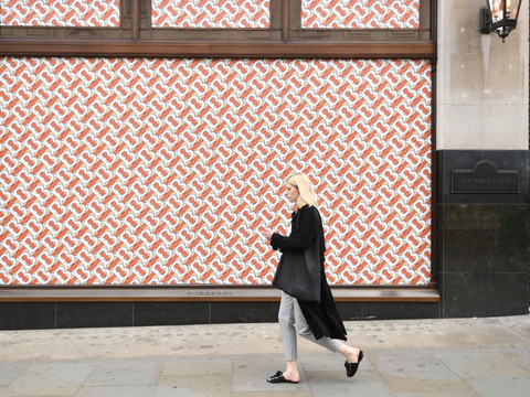 Burberry annonce des ventes en hausse au premier trimestre