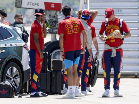 Les champions du monde de retour au bercail