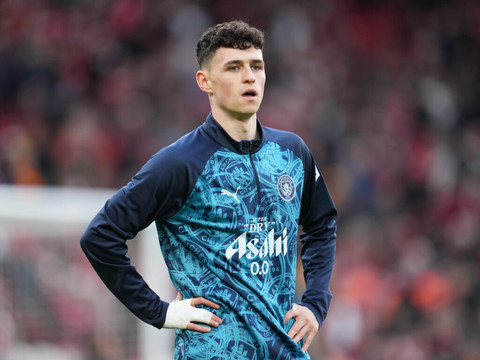 Phil Foden prolonge à Manchester City jusqu'en 2030