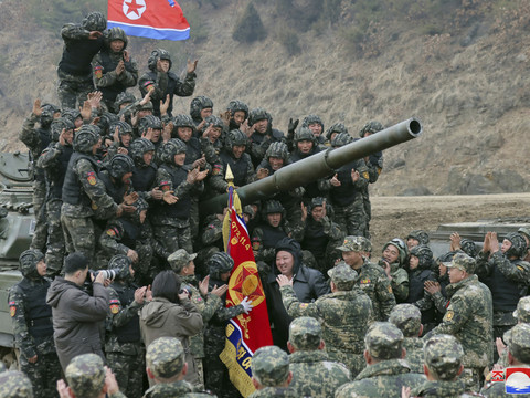 Moscou réclame 30'000 soldats nord-coréens supplémentaires dit Kiev