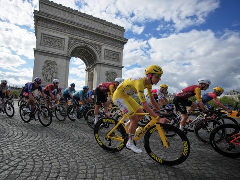 TdF: Mathieu van der Poel s'adjuge la dernière étape