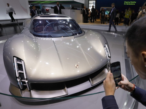 Porsche va supprimer 5000 emplois supplémentaires d'ici à 2035