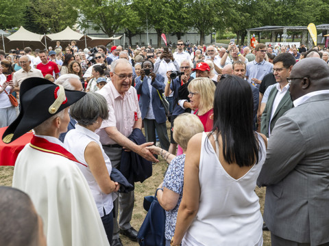 Guy Parmelin célèbre la Suisse à Renens aux côtés de la population
