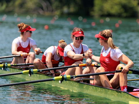Un titre inattendu pour le quatre de couple féminin suisse