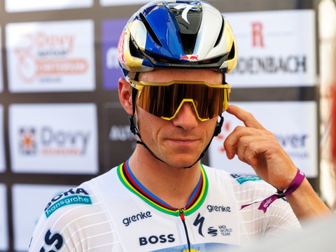 Evenepoel s'impose pour la quatrième fois à San Sebastian