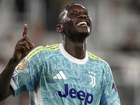 Kolo Muani signe jusqu'en 2031 à la Juventus
