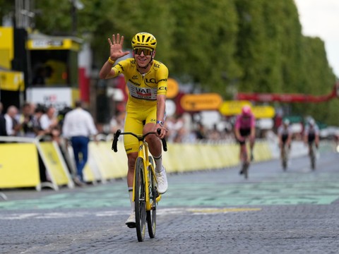 Tadej Pogacar participera à la Vuelta, a annoncé son équipe