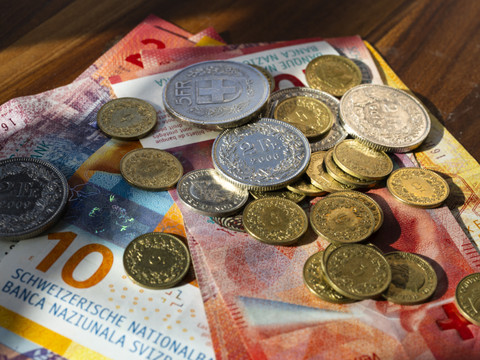 L'inflation décélère encore en juillet à 0,4% sur un an