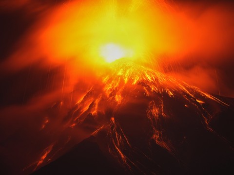 Eruption du volcan de Fuego au Guatemala: 1700 habitants évacués