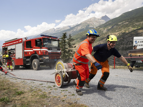 Feux de forêt: 32 pompiers bernois formés en Valais
