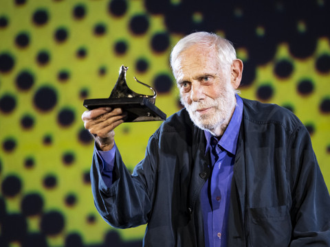 Jean-Luc Bideau, monument du cinéma suisse célébré à Locarno