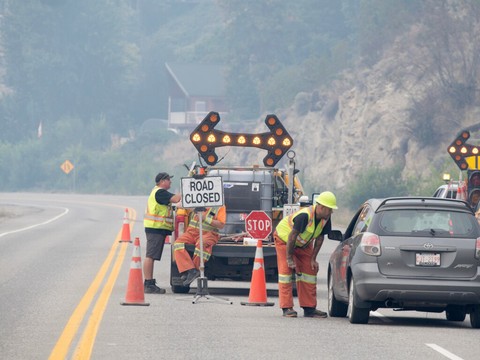 Feu dans l'ouest du Canada: 20'000 évacués, état d'urgence déclaré