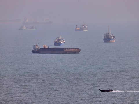 Le pétrole renchérit, dans l'attente d'un accord sur Ormuz