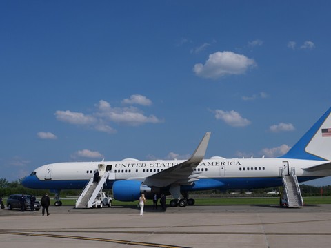 Otan: Trump avait changé d'avion en raison de menaces iraniennes