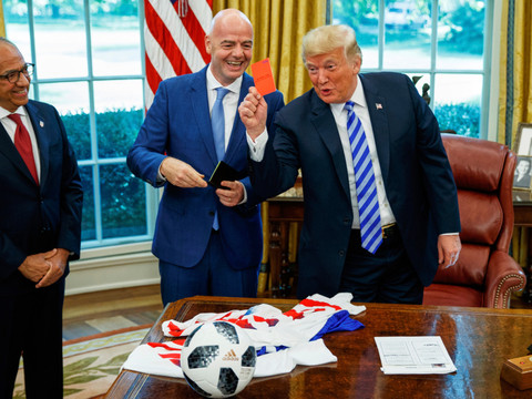 Trump défend Infantino face aux voix réclamant son départ