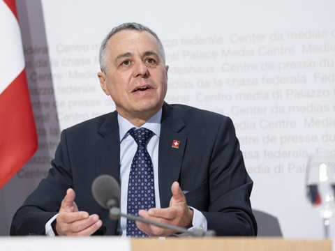 Le gouvernement refuse une définition plus stricte de la neutralité