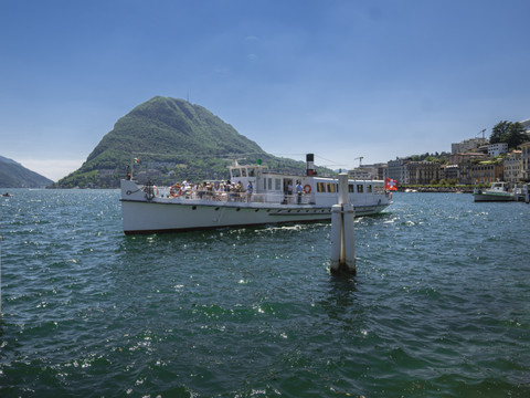 Régulation des eaux du lac de Lugano vers le lac Majeur et l'Italie