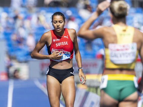 Audrey Werro chute en demi-finale du 800 m, mais est repêchée!