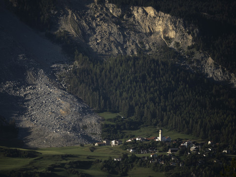 Le projet de relocalisation de Brienz (GR) vers Vazerol suspendu