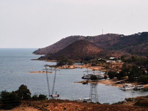 Naufrage d'un ferry au Zimbabwe: le bilan grimpe à 84 morts