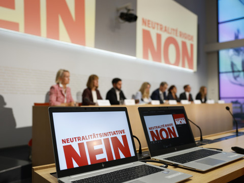 Tous les partis sauf l'UDC rejettent l'initiative sur la neutralité