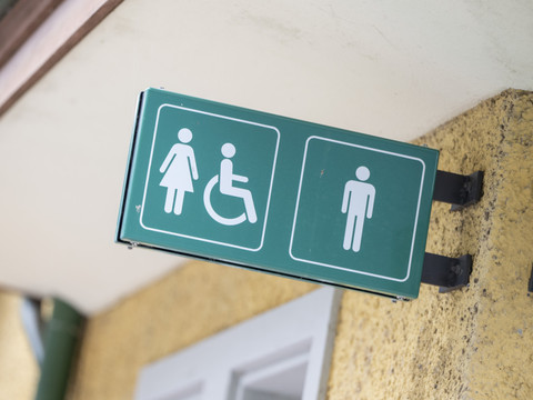 40% des établissements de santé dans le monde équipés de sanitaires