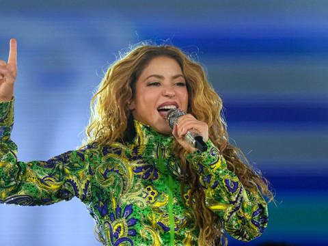 Emirats: annulation des concerts de Shakira et Christina Aguilera